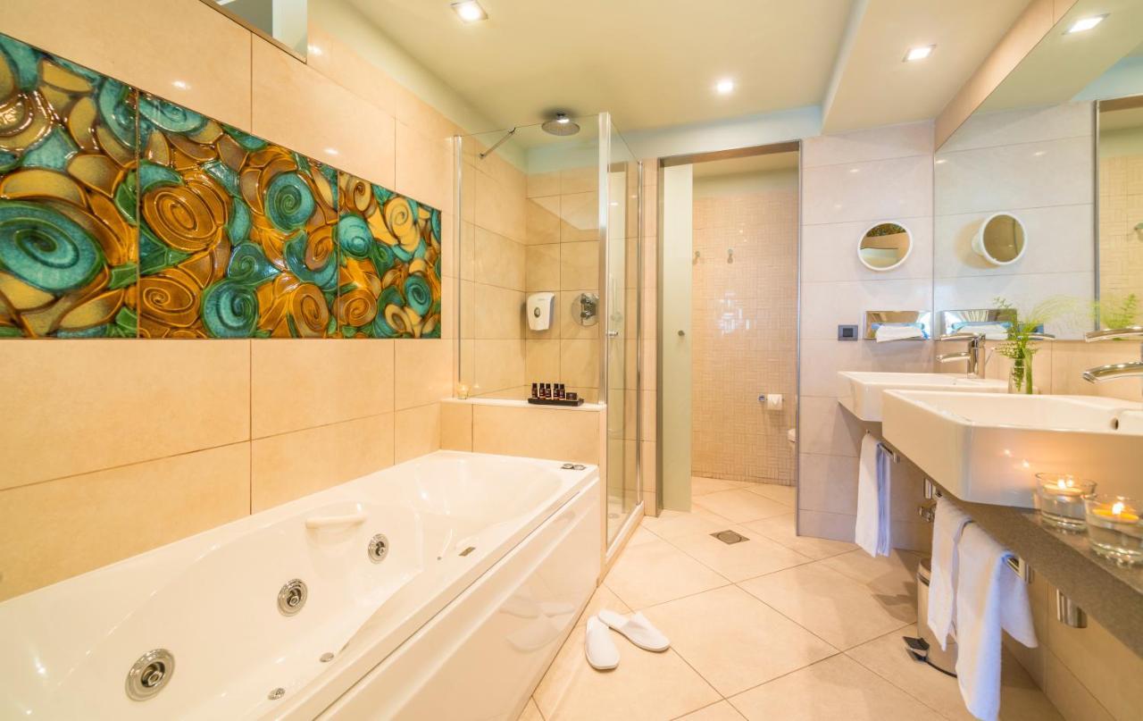 Hotel & Spa Terraza 4 Sup Ρόζες Εξωτερικό φωτογραφία