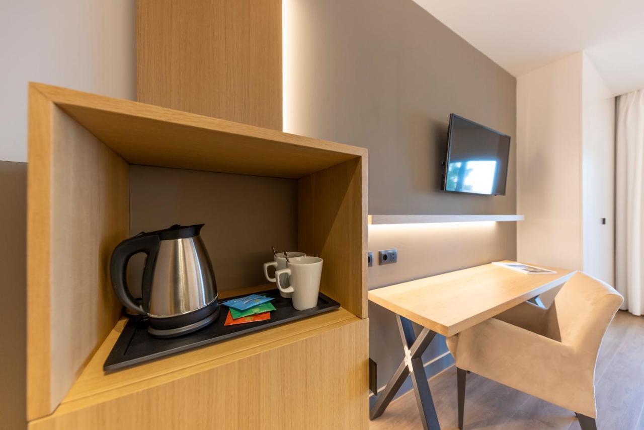 Hotel & Spa Terraza 4 Sup Ρόζες Εξωτερικό φωτογραφία