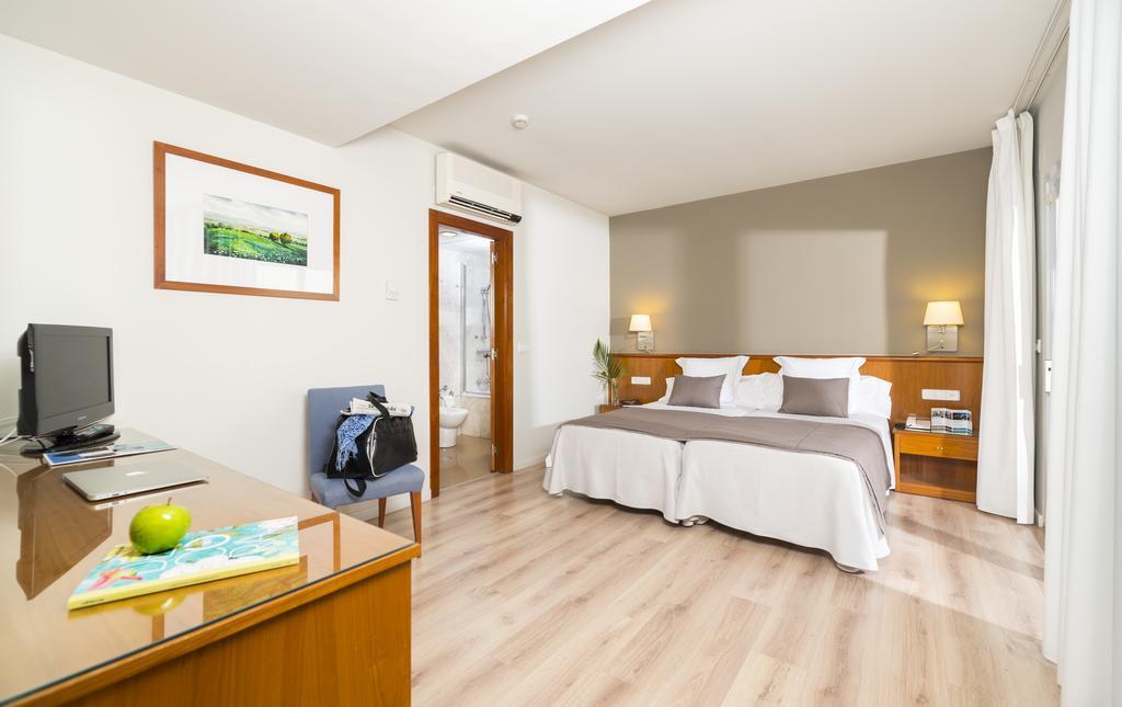 Hotel & Spa Terraza 4 Sup Ρόζες Εξωτερικό φωτογραφία