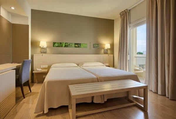 Hotel & Spa Terraza 4 Sup Ρόζες Εξωτερικό φωτογραφία